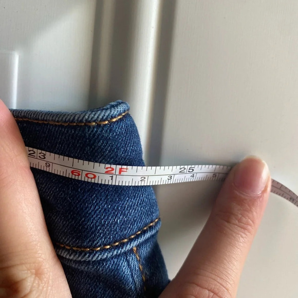 Lane Bryant Jean Bermuda Shorts 26 Flex Magic Waistband Signature Fit Mid Rise - Picture 4 of 9